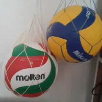 توپ والیبال