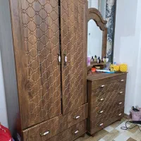 شیش کشو و کمد لباس