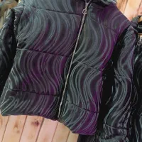 کاپشن|لباس|قم, نیروگاه|دیوار