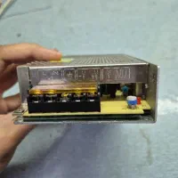 منبع تغذیه زنبوری ۲۴ ولت ۲.۱ آمپر