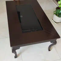 ۴ عدد میز جلو مبلی چوبی در حد نو(میز عسلی)