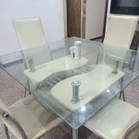 میز غذا خوری سالم و تمیز