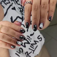 کاشت ناخن طلاب