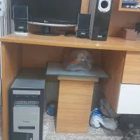 یک دستگاه کامپیوتر خانگی سالم