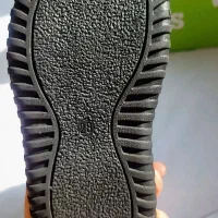 کفش کودک|کفش و لباس بچه|رشت, دباغیان|دیوار