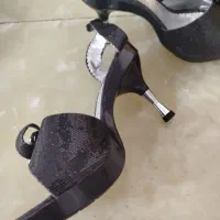 کفش مجلسی|کیف، کفش، کمربند|قم, باغ کرباسی|دیوار