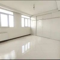 آپارتمان ۱۴۰ متری / خ اصفهان