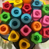 تعدادی اسباب بازی بچه