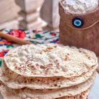 شاگرد نانوایی تافتون در محیطی دوستانه و صمیمی