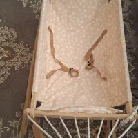 گهواره نو نو استفاده نشده|تخت و سرویس خواب|مشهد, شهرک لشکر (شهرک غرب)|دیوار