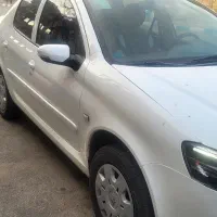 رانا پلاس مدل ۱۴۰۱|خودرو سواری و وانت|اصفهان, شفق|دیوار