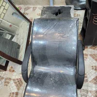 دکوراسیون و میز و صندلی آرایشگاه|آرایشگاه و سالن‌های زیبایی|بادرود, |دیوار