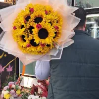 دسته گلها با افتاب