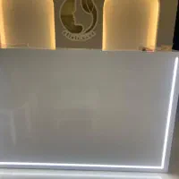 میز کار کلینیک زیبایی