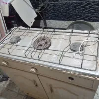 اجاق گاز سه شعله کابینت دار+پیک نیک و تعدادی وسایل|اجاق گاز و لوازم برقی پخت‌وپز|بوشهر, |دیوار