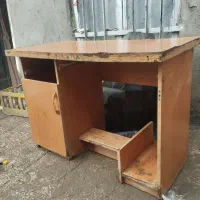 میز کامپیوتر فروشی