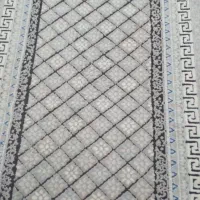 کنار فرش یک متر در۶ مترسالم وتمیز