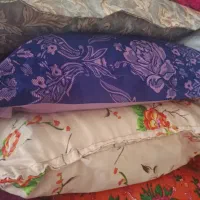 ۶ عدد بالشت پر کاملا نو  استفاده نشده