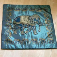 کوسن ساتن تایلندی قرمز و آبی