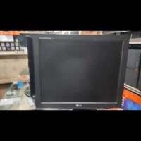 استخدام فروشنده خانم