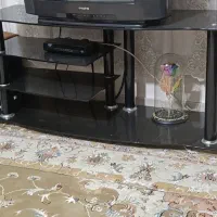 میز تلویزیون شیشه ای