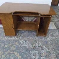 میز چوبی کامپیوتر
