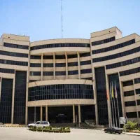 ۱۶۰۰ متر فضای آموزشی /دانشگاه مدرسه