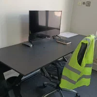 تجهیزات دفتر ، میز اداری صندلی اداری