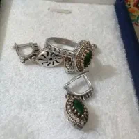 ست  نقره زمرد کلمبیا با الماس طبیعی عتیقه و قدیمی|کلکسیون اشیاء عتیقه|تهران, شمیران‌نو|دیوار