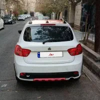 کوییک Rسفید قرمزمدل۱۳۹۸