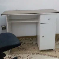 یک عددمیزوصندلی