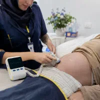 ویزیت متخصص زنان، ماما و نوار قلب جنین در منزل