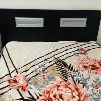 تخت خواب دونفره با تشک فنری ۲/۱۸۰