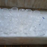 ۲۴‌عدداستکان‌۳۰۰‌تومان