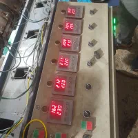 به یک اپراتور اکسترودر نیازمندیم