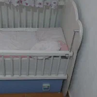 تخت گهواره کاملا سالم و نو|تخت و سرویس خواب|نظرآباد, نظرآباد|دیوار