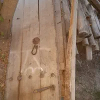 درب چوبی قدیمی عطیقه|کلکسیون اشیاء عتیقه|لنجان, |دیوار