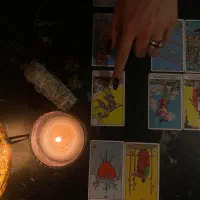 قهوه و قران و تاروت