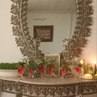 آینه و شمعدان و ساعت