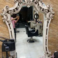 آینه قدی ۴عدد خیلی تمیز آرایشگاهی