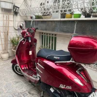 فروش موتور سیکلت Vespa RS 150
