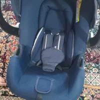 فروش کریر به همراه کالسکه