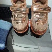 کتونی نونونو