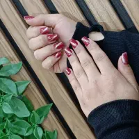 کاشت ناخن|خدمات آرایشگری و زیبایی|سقز, |دیوار