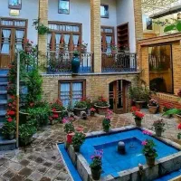 رستوران آیکو نیرو میپذیرد