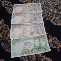 اسکناس قدیمی ۱۰۰ریالی و۵۰ ریال پشت هم