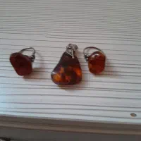 انگشتروگردنی کهربااصل کهنه آلمان