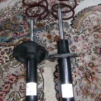 یک جفت کمک فنر پوسته کوتاه