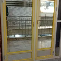 تعدادی ویترین آم دی اف اتاق پرو
