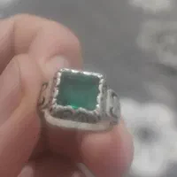 انگشتر زمرد